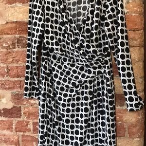 Black and white sexy faux wrap dress